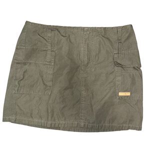 EC Women's Vintage Tommy Jeans|Y2K Cargo Mini Skirt‎ in Army Green Size 9